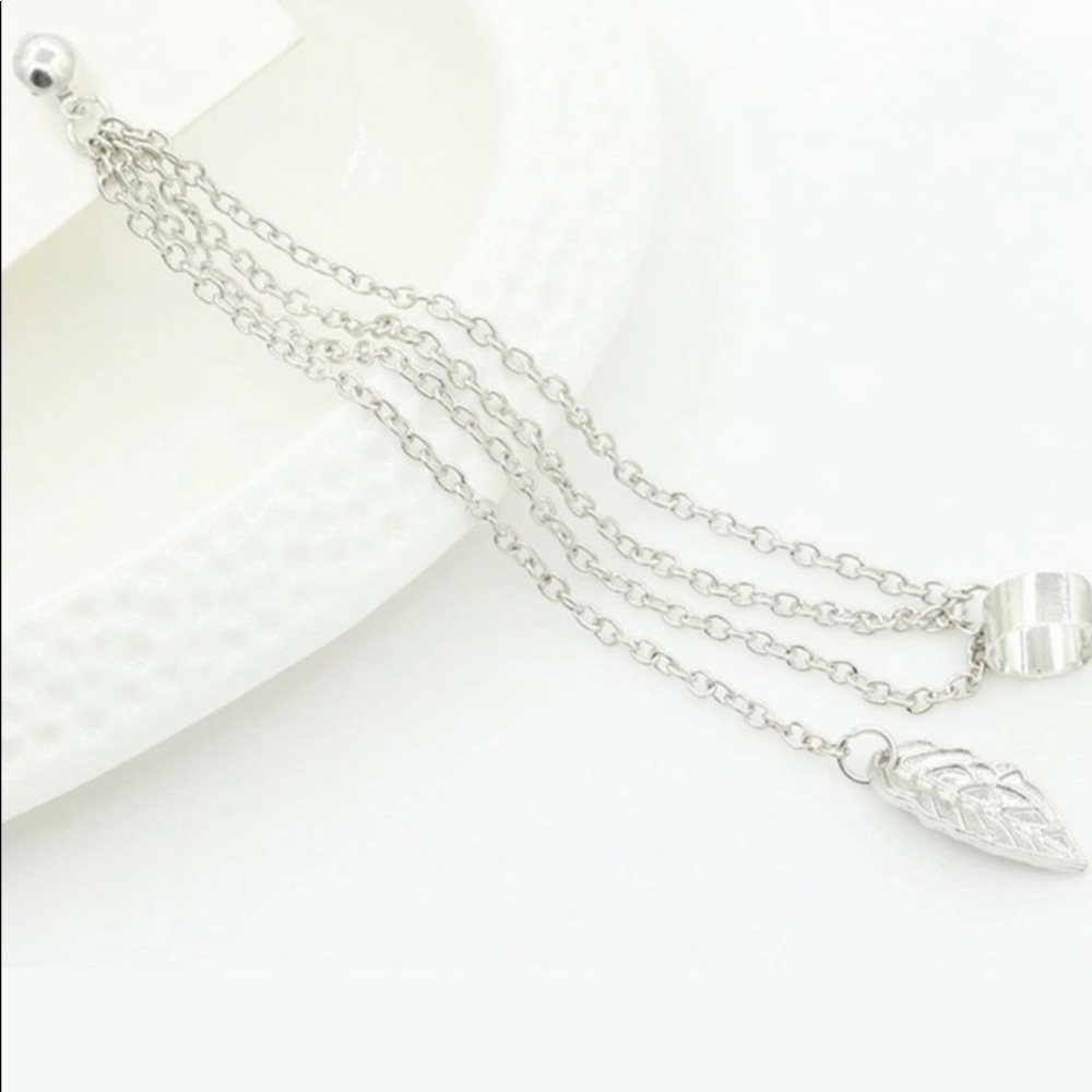 New! Silver Ear Cuff and Chain with hanging Feather Earring - Picture 3 of 3